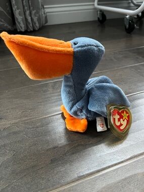 Ty Scoop Pelican Beanie Baby 1996 PE Pellets Vintage - Tag protector